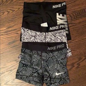 COPY - 3 pairs Nike shorts